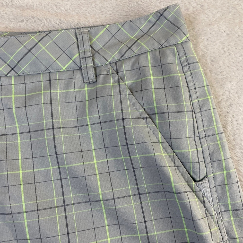 Mens Performance Golf Shorts Lot of 2 Size 36 Black Cargo and Gray Plaid NWT - Picture 11 of 12